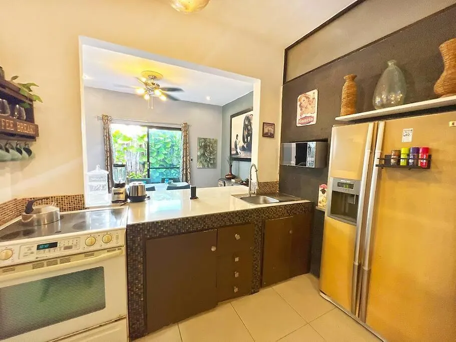 Beachside Oasis ! Spacious ½ Block From The Beach Puerto Morelos 0*,